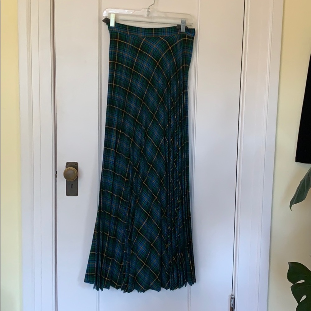 Plaid & Pleated Long Vintage Skirt